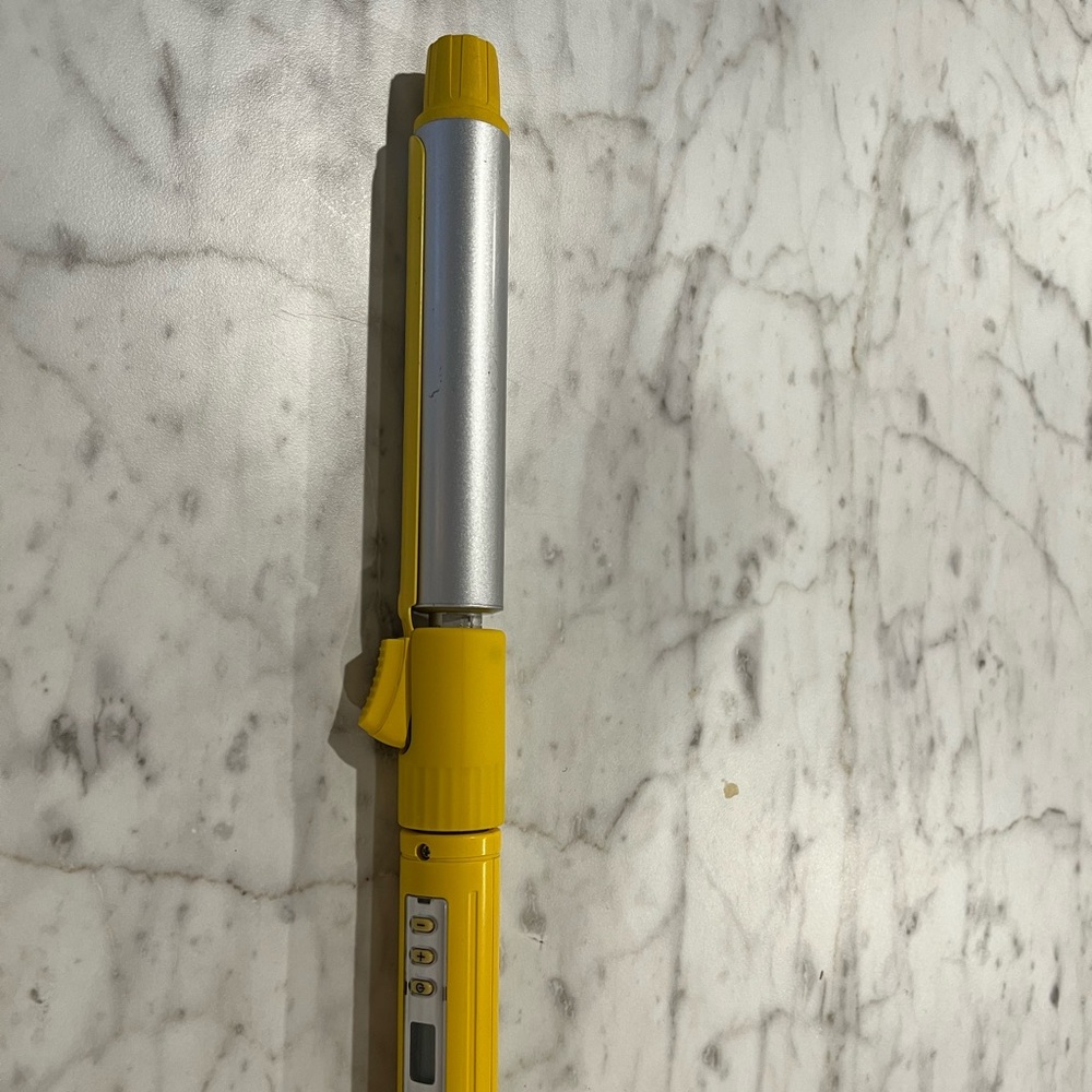 DryBar 3 Day Bender Curling Iron